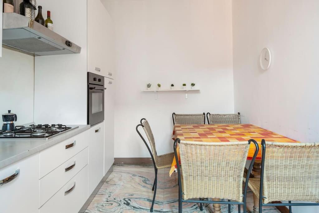 Apartment Under The Basilica Of Sant'Andrea Μάντοβα Εξωτερικό φωτογραφία