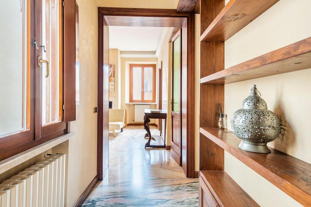 Apartment Under The Basilica Of Sant'Andrea Μάντοβα Εξωτερικό φωτογραφία