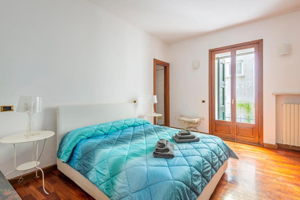 Apartment Under The Basilica Of Sant'Andrea Μάντοβα Εξωτερικό φωτογραφία